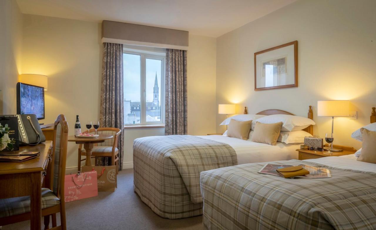 Temple Gate Hotel Ennis Eksteriør billede